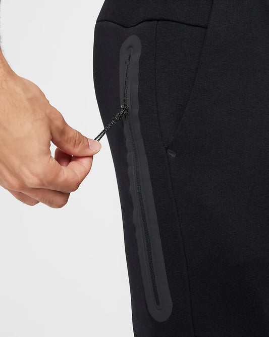 Nike Tech Pants “Black”
