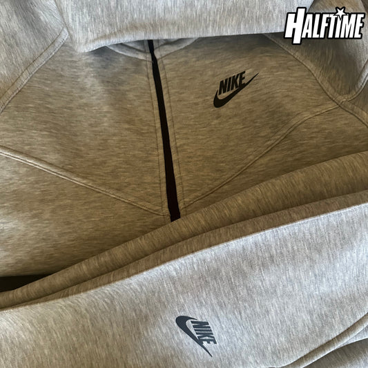Nike Tech Fleece Women’s